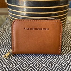Portland Leather Goods Small Zip Wallet